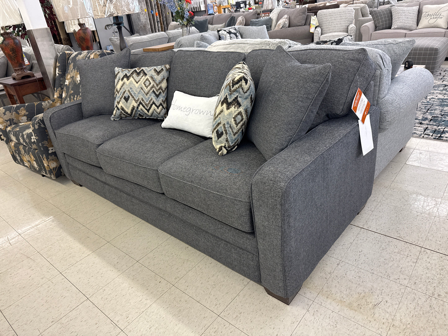 FACTORY SPECIAL La-Z-Boy Meyer Stationary Sofa w/ Matching Loveseat