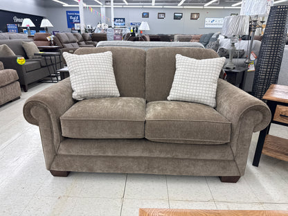 La-Z-Boy Mackenzie Stationary Sofa w/ Matching Loveseat