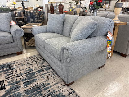 FACTORY SPECIAL La-Z-Boy Mackenzie Stationary Sofa w/ Matching Loveseat