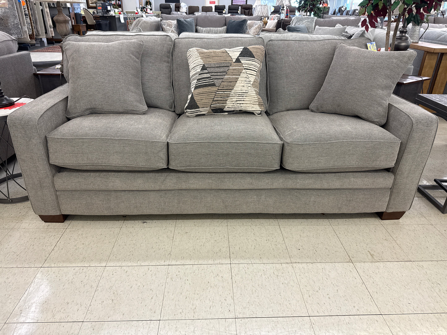 FACTORY SPECIAL La-Z-Boy Meyer Stationary Sofa w/ Matching Loveseat