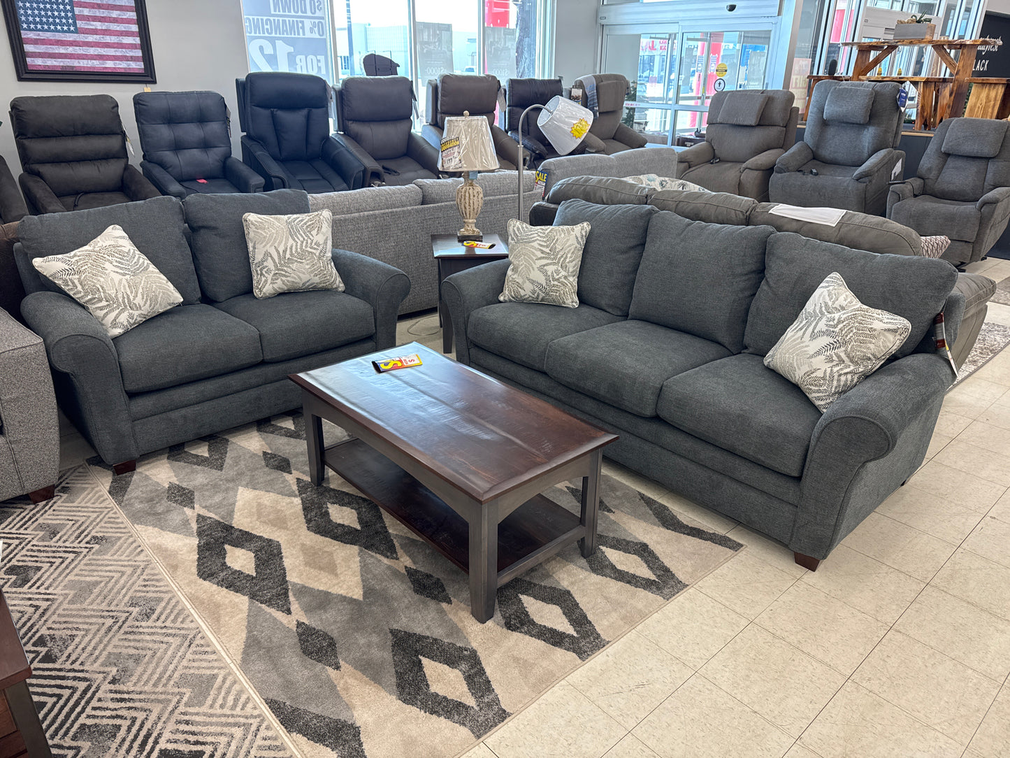 La-Z-Boy Natalie Stationary Sofa w/ Matching Loveseat