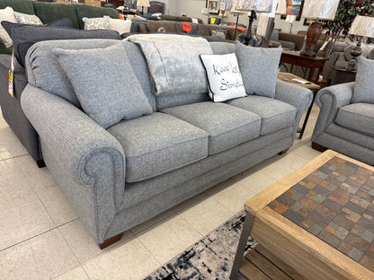 FACTORY SPECIAL La-Z-Boy Mackenzie Stationary Sofa w/ Matching Loveseat