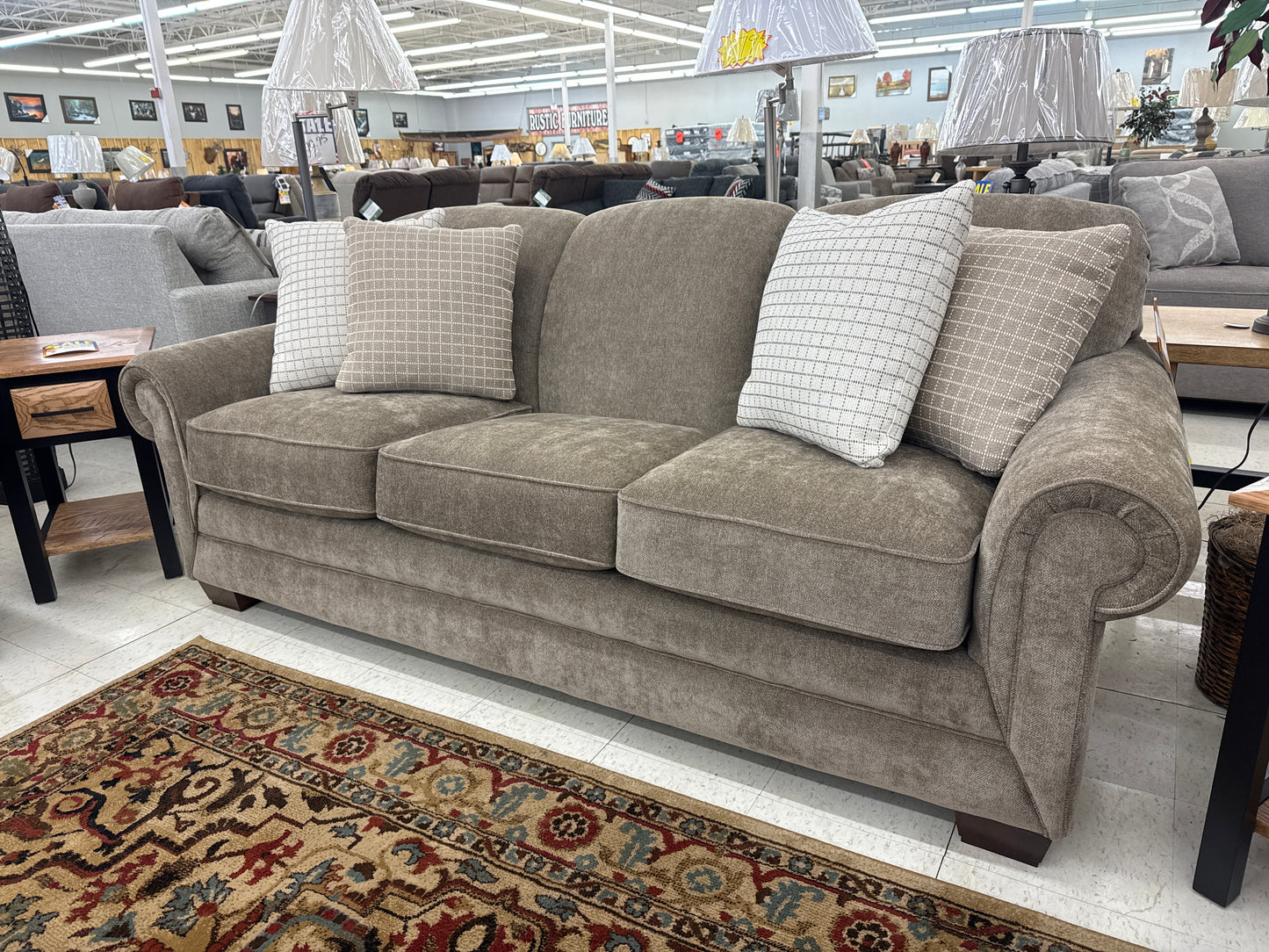 La-Z-Boy Mackenzie Stationary Sofa w/ Matching Loveseat