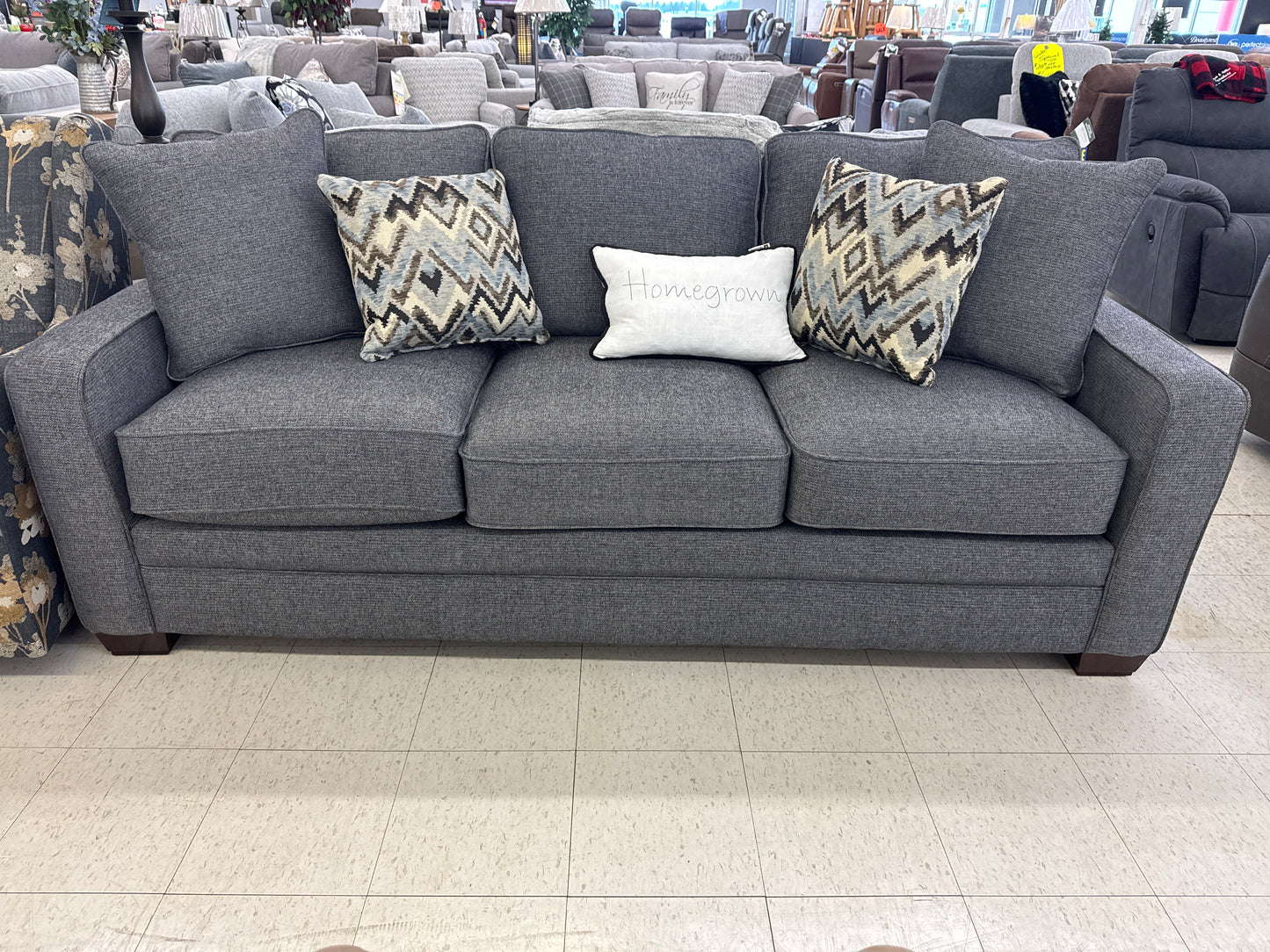 FACTORY SPECIAL La-Z-Boy Meyer Stationary Sofa w/ Matching Loveseat