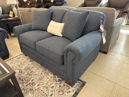 FACTORY SPECIAL La-Z-Boy Mackenzie Stationary Sofa w/ Matching Loveseat