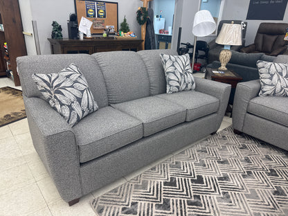 La-Z-Boy Piper Stationary Sofa w/ Matching Loveseat