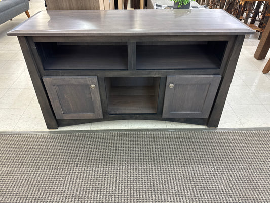 Amish Maple Ridge 52" TV Stand