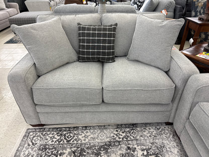 FACTORY SPECIAL La-Z-Boy Meyer Stationary Sofa w/ Matching Loveseat