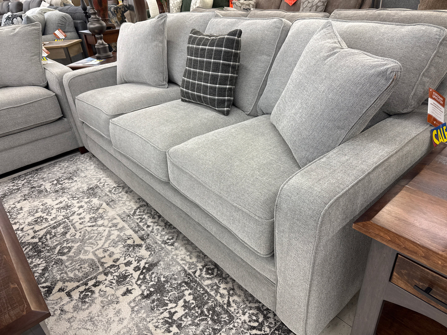 FACTORY SPECIAL La-Z-Boy Meyer Stationary Sofa w/ Matching Loveseat